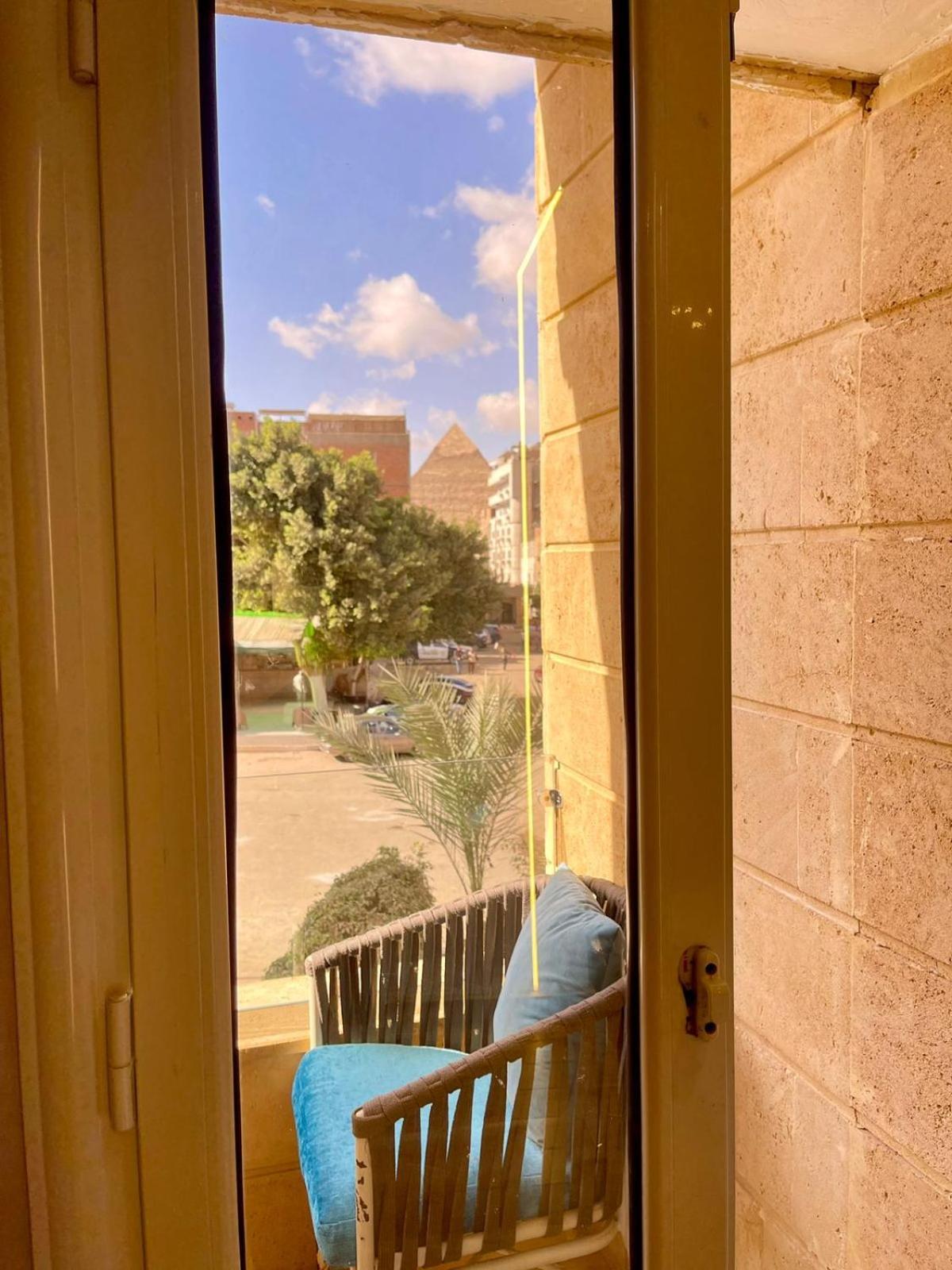 Hotel Cleopatra Tower Pyramid View Kafret el-Gabal Esterno foto